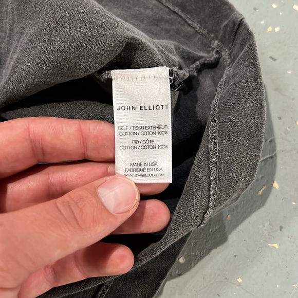 John Elliott SHARE THE TRAIL UNIVERSITY TEE - Picture 3 of 6